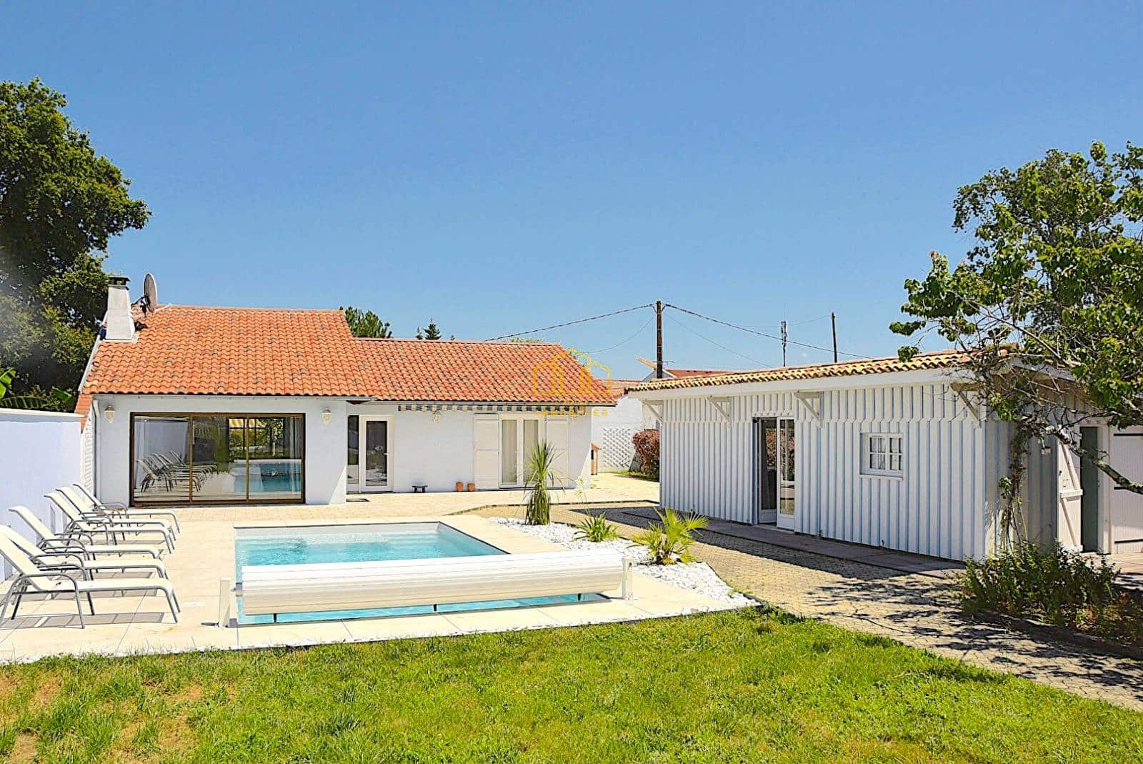 Maison avec piscine et dépendance sur grand jardin à Gujan-Mestras - quartier Meyran | Agence immobilière toutes transactions à Gujan-Mestras (33)