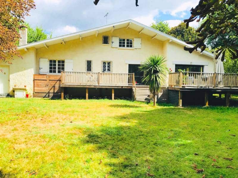 Maison avec 3 chambres et jardin à louer meublée à Gujan-Mestras | Agence immobilière toutes transactions à Gujan-Mestras (33)