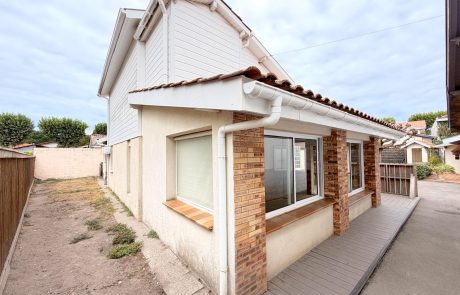 Maison à vendre à Andernos-les-Bains avec local indépendant à deux pas de la plage | Agence immobilière toutes transactions à Gujan-Mestras (33)