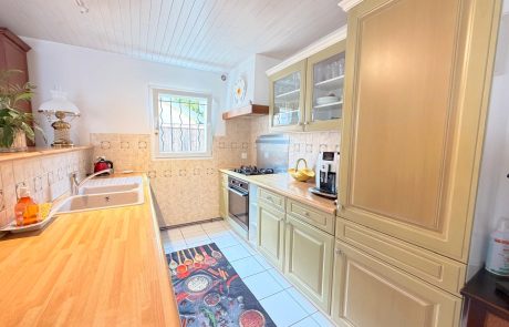Maison à vendre à Andernos-les-Bains avec local indépendant à deux pas de la plage | Agence immobilière toutes transactions à Gujan-Mestras (33)