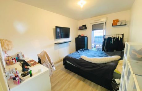 PHOTO-2025-05-20-10-22-58 12 Appartement T3 récent avec grande loggia à vendre à Villenave D'Ornon | Agence immobilière toutes transactions à Gujan-Mestras (33)