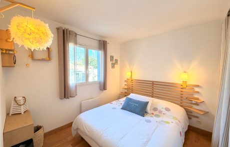 Maison moderne T5 avec piscine et jardin à vendre à Gujan-Mestras | Agence immobilière toutes transactions à Gujan-Mestras (33)