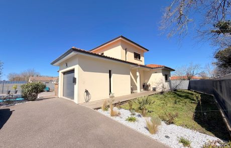 Maison T5 récente avec piscine et garage à vendre au Teich | Agence immobilière toutes transactions à Gujan-Mestras (33)