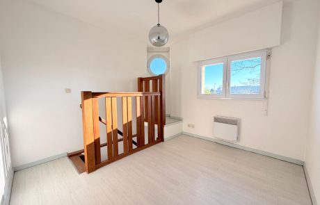 Appartement T1 bis avec terrasse à vendre à Biganos | Agence immobilière toutes transactions à Gujan-Mestras (33)