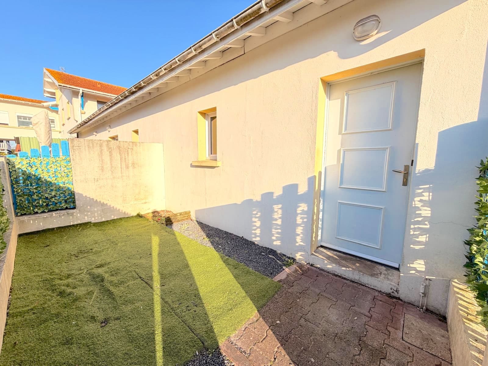 Appartement T1 bis avec terrasse à vendre à Biganos | Agence immobilière toutes transactions à Gujan-Mestras (33)