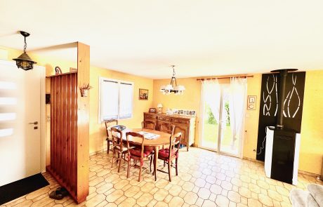 Maison T4 de plain-pied avec piscine à vendre à Gujan-Mestras | Agence immobilière toutes transactions à Gujan-Mestras (33)