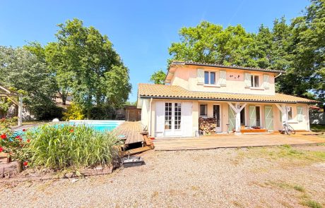 Maison T5 avec piscine et jardin à vendre à Gujan-Mestras | Agence immobilière toutes transactions à Gujan-Mestras (33)