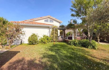 Maison contemporaine T5 à vendre à Gujan-Mestras | Agence immobilière toutes transactions à Gujan-Mestras (33)