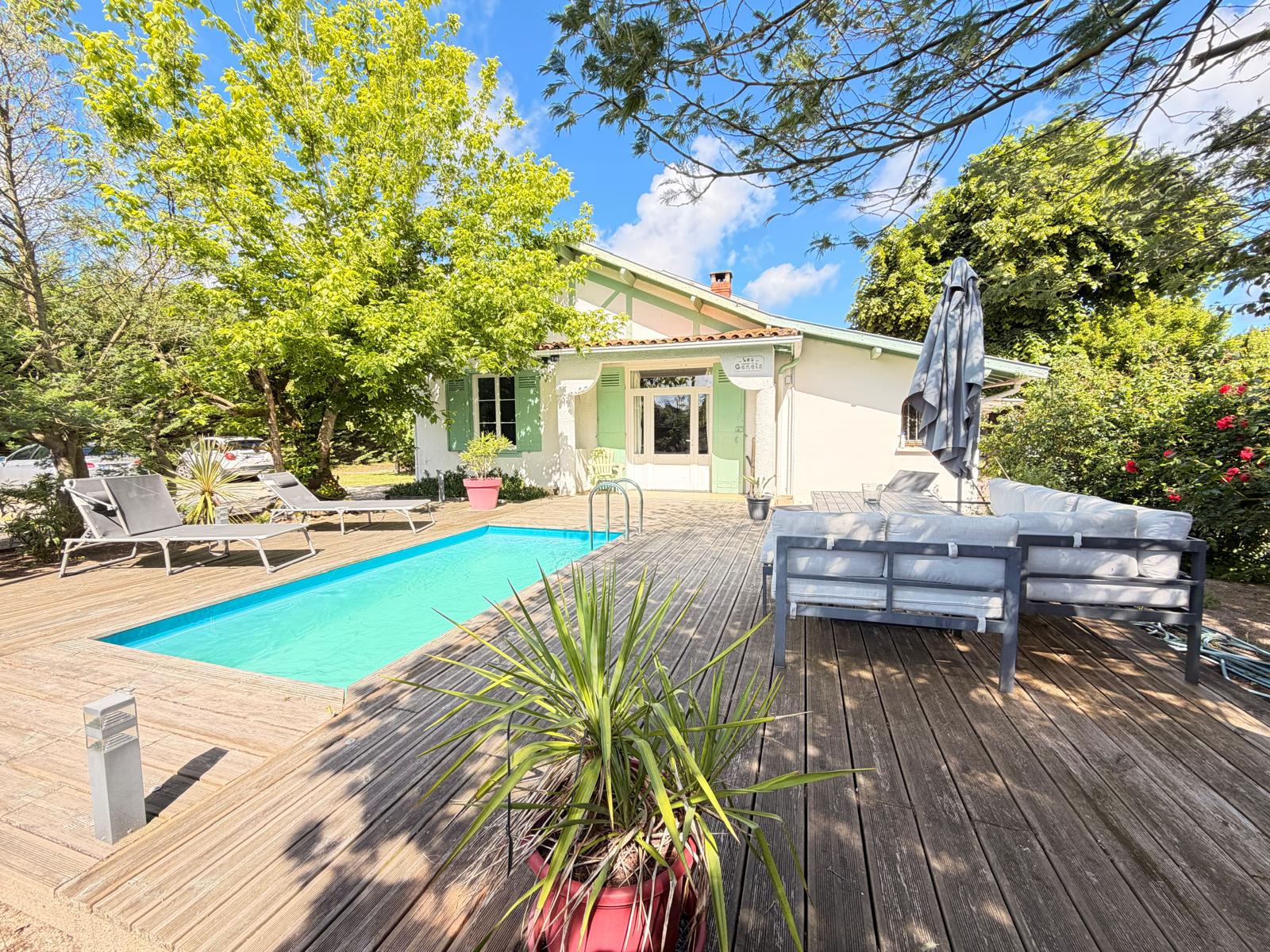 Maison T5 avec piscine au Port de La Teste De Buch | Agence immobilière toutes transactions à Gujan-Mestras (33)