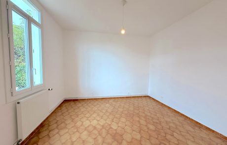 PHOTO-2026-06-04-08-43-27 2 Maison T4 avec dépendance T2 à Gujan-Mestras | Agence immobilière toutes transactions à Gujan-Mestras (33)