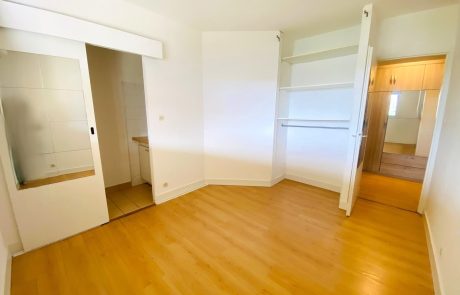 Appartement T2 avec terrasse à louer à l'année à Gujan-Mestras | Agence immobilière toutes transactions à Gujan-Mestras (33)