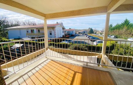 Appartement T2 avec terrasse à louer à l'année à Gujan-Mestras | Agence immobilière toutes transactions à Gujan-Mestras (33)