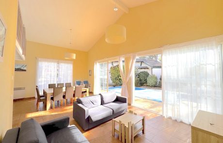 Villa T5 avec piscine à vendre au golf de Gujan-Mestras | Agence immobilière toutes transactions à Gujan-Mestras (33)